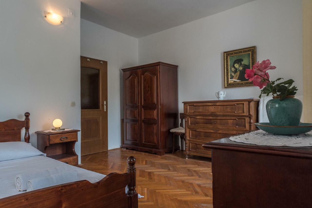 Apartment Matijas Trstenik  Buitenkant foto
