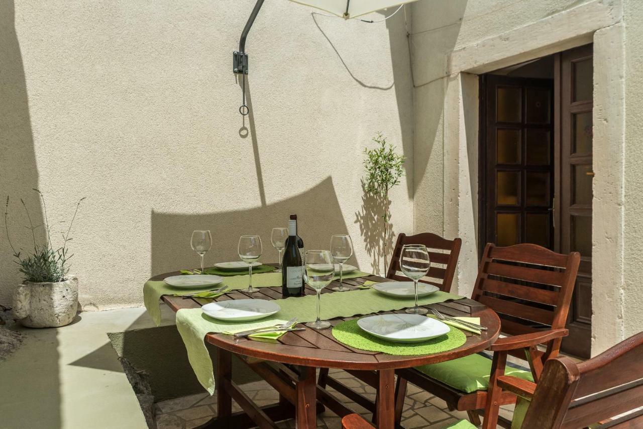 Apartment Matijas Trstenik  Buitenkant foto