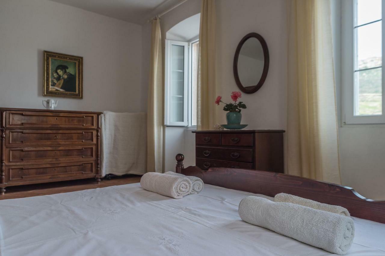 Apartment Matijas Trstenik  Buitenkant foto