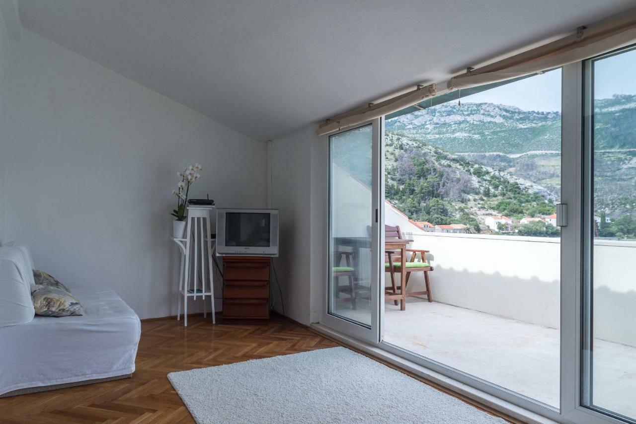 Apartment Matijas Trstenik  Buitenkant foto